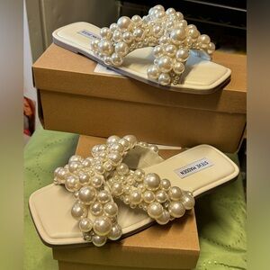 Steve Madden pearls sandals